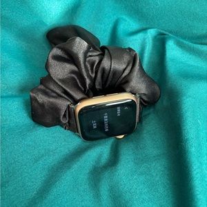 apple watch se 40 mm rose gold